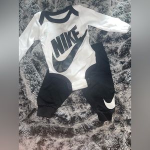 2pc Nike Outfit